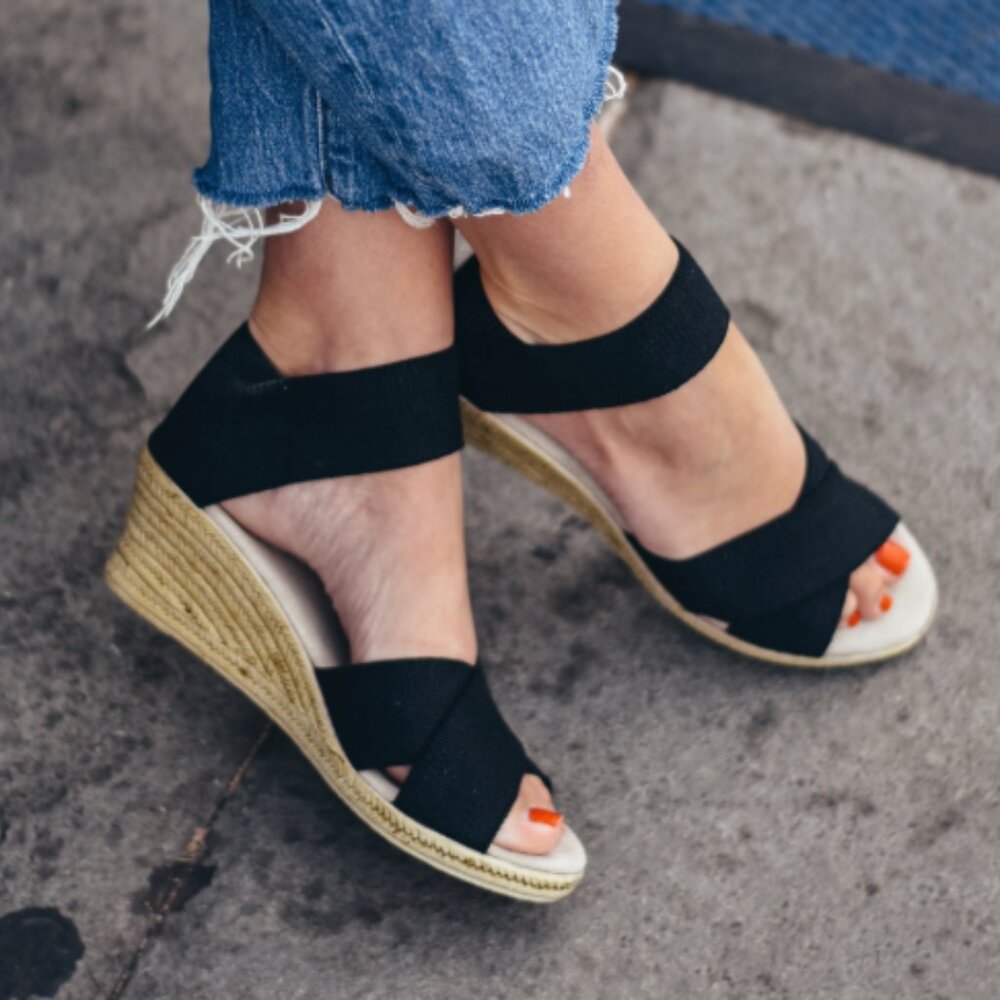 Charleston Shoe Co. Cannon Core Wedge - Black - Picture 4 of 4